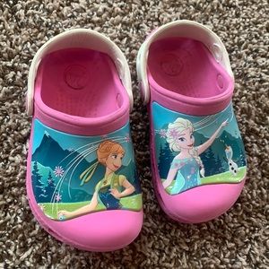 Disney’s Frozen Crocs size 8/9 toddler